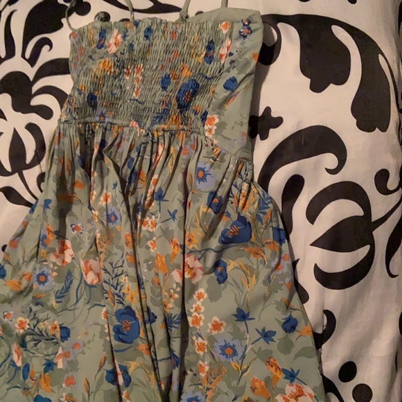 Green floral flowy casual dress - Picture 5 of 5